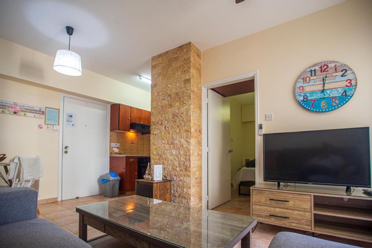 Central, By Sea, Seaview, Renovated 1 Bedroom Flat Λάρνακα Εξωτερικό φωτογραφία